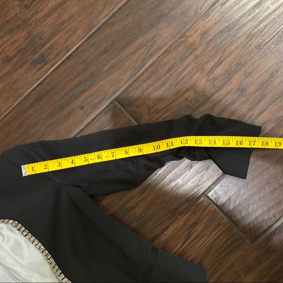 H&M Open Front Black Blazer Jacket Trim With Silver Chain Size 2 - Picture 11 of 12